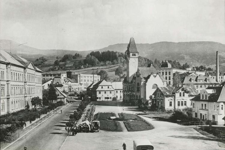 Dolní náměstí ~1947