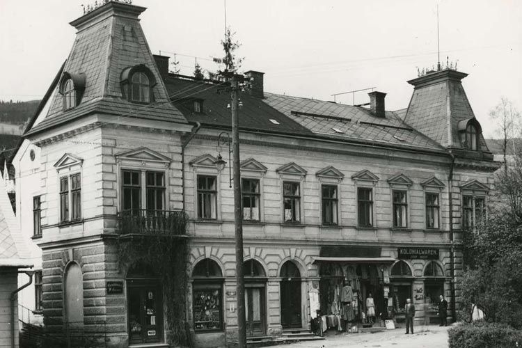 Dolní náměstí ~1925